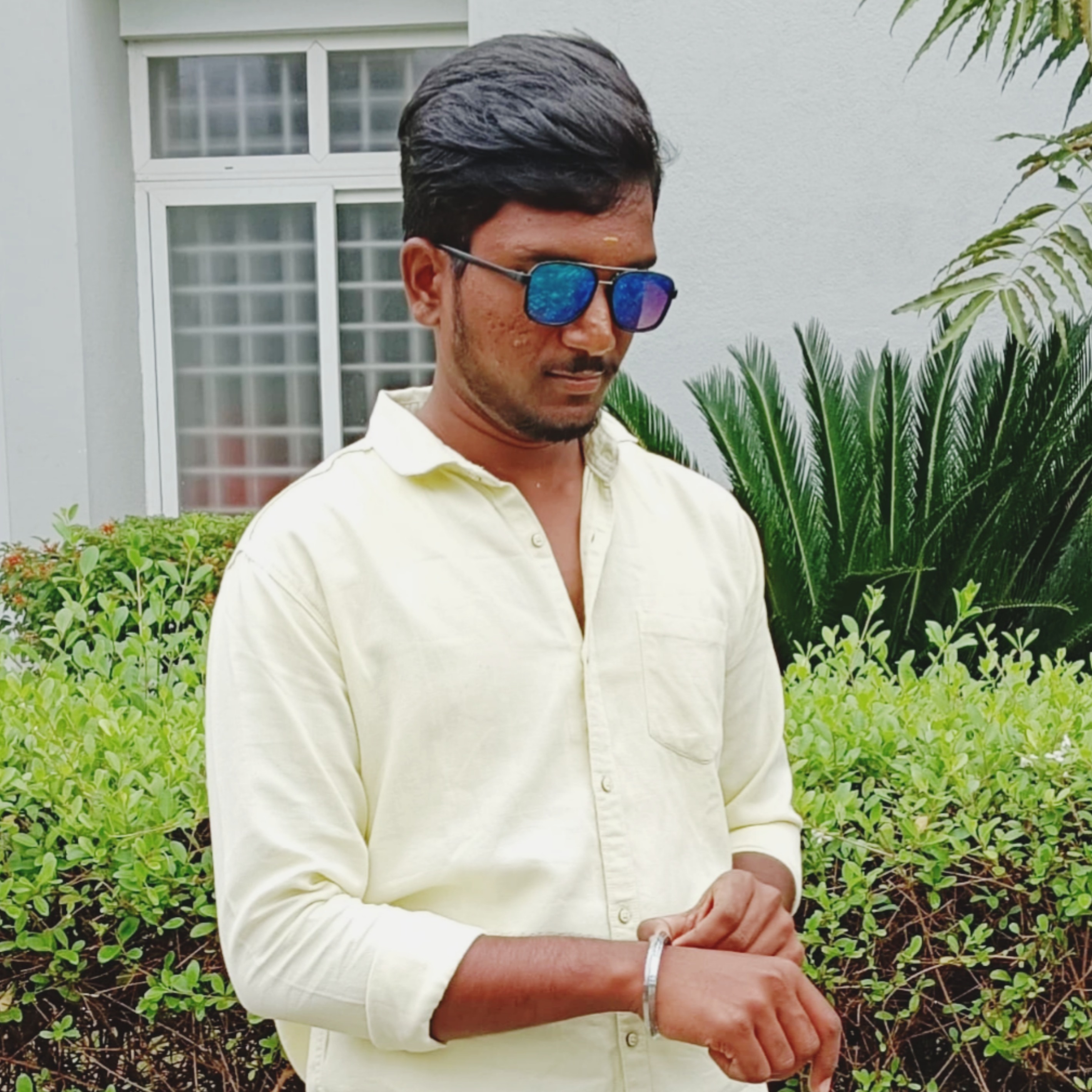 Nithiyan R V
