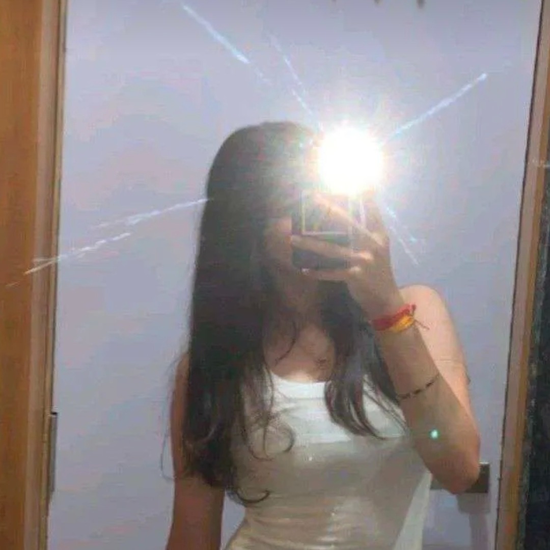 Nidhi kulshreshtha