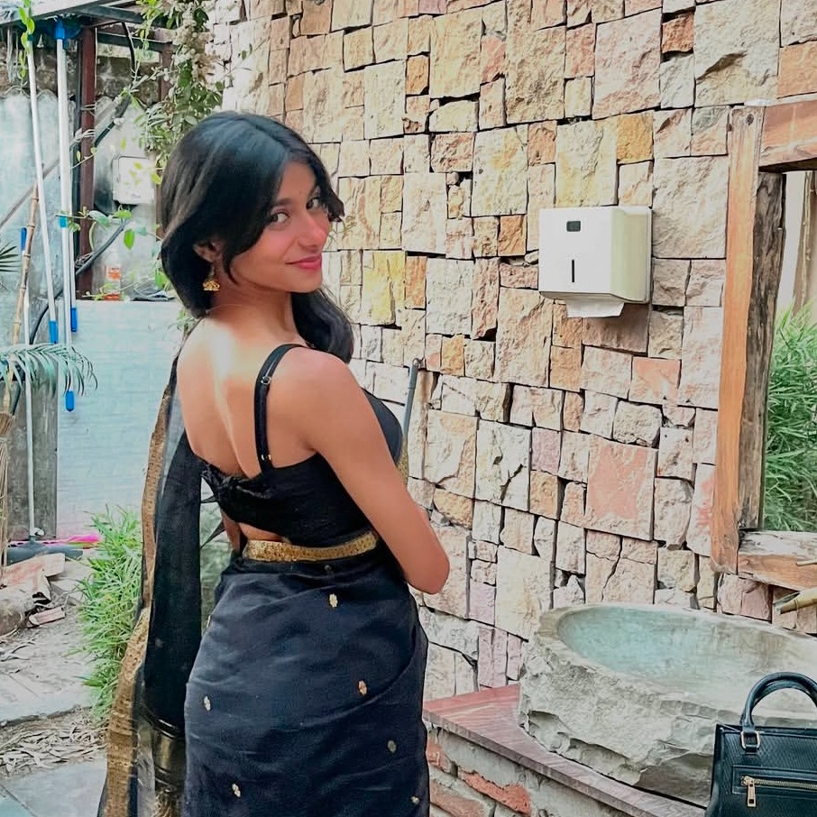 ALISHA KHAN
