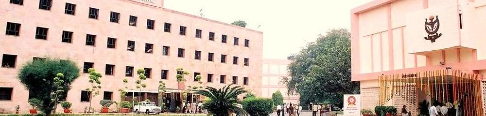 Maulana Azad Medical College - [MAMC]