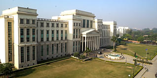 Amity University, Lucknow Admission 2024: Courses, Fees, Form, Eligibility, Selection