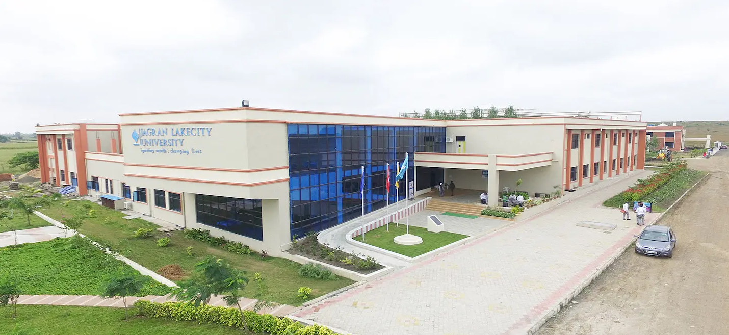 Jagran Lakecity University Campus powered by Sunstone’s Bhopal BTech ...