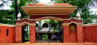 M.E.S. Asmabi College