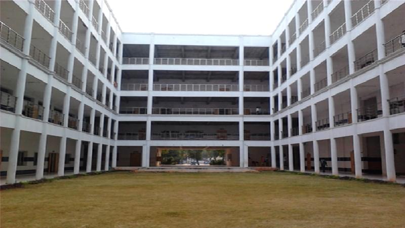 SRK Institute of Technology Vijayawada campus photo 1