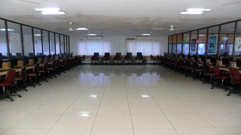 SRK Institute of Technology Vijayawada campus photo 3