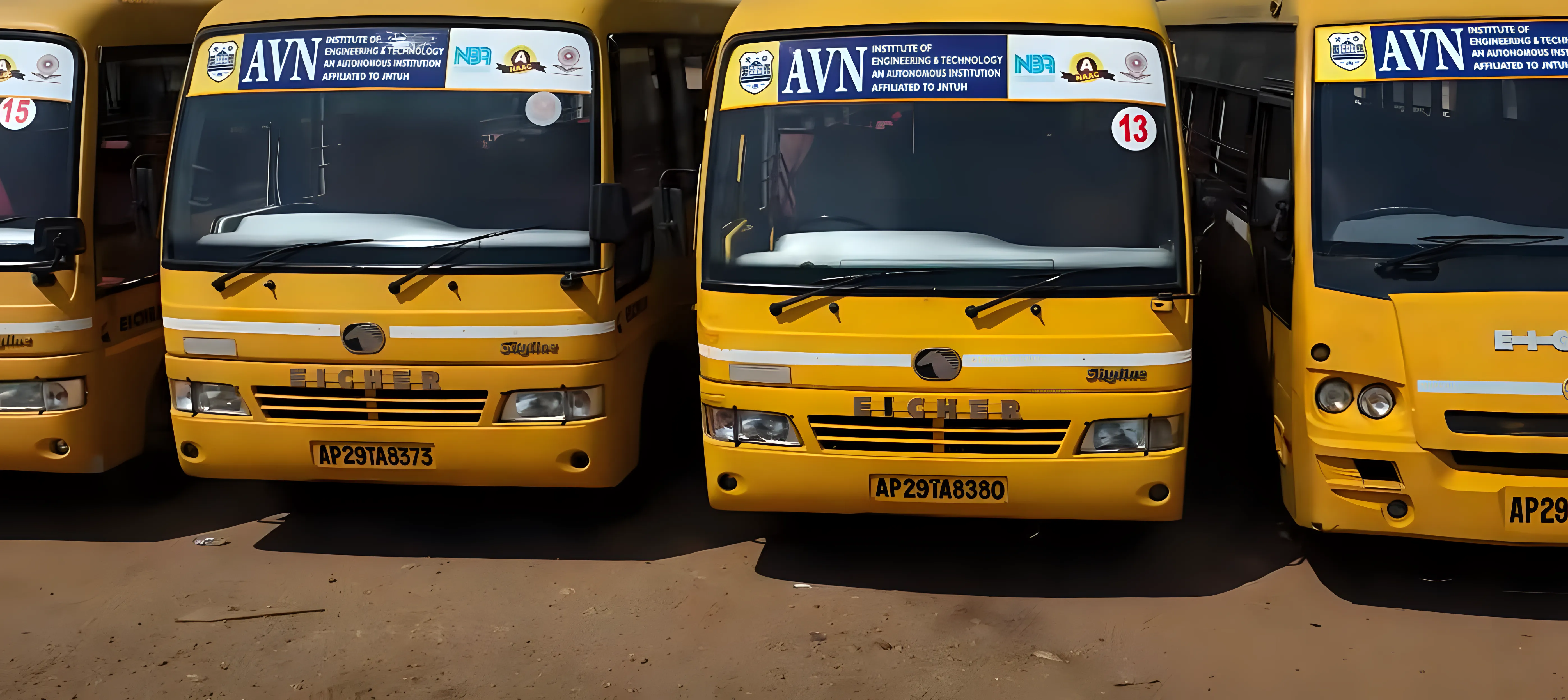 AVNIET bus photo 1
