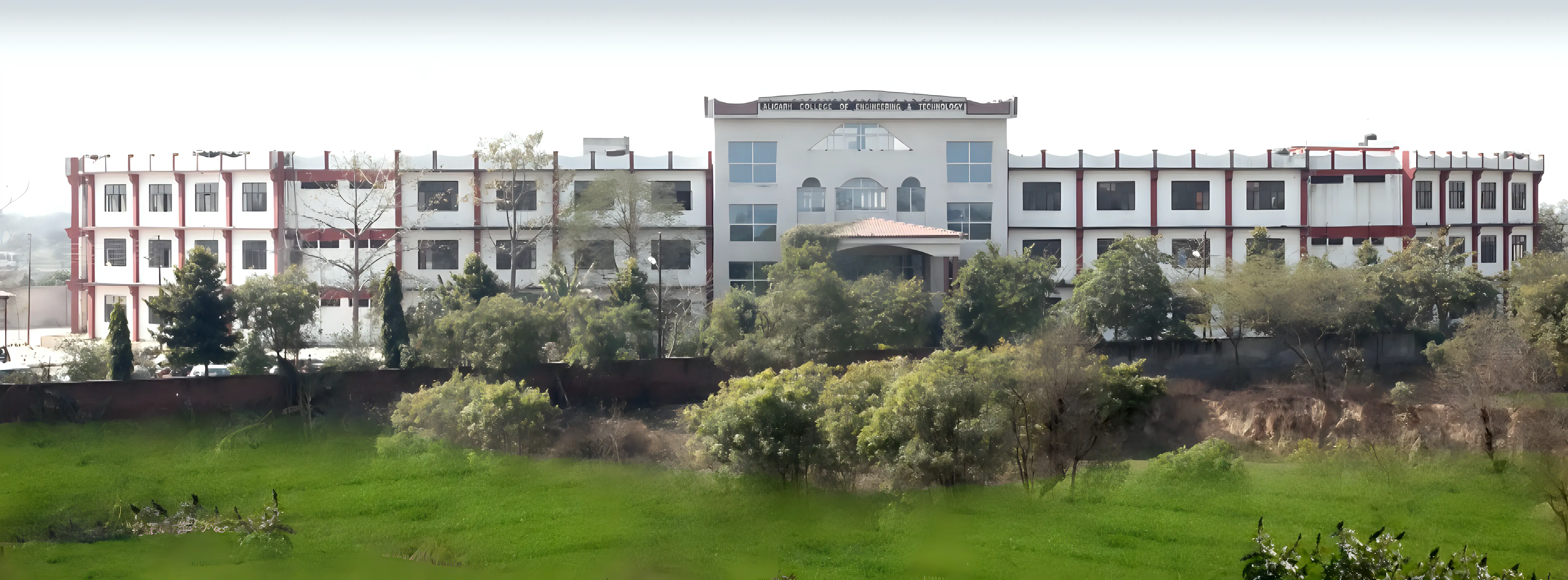Aligarh College of Engineering and Technology Campus photo 8