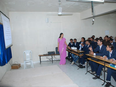 Tolani Motwane Institute of Management Studies Kachchh Academic Building and Labs photo 4