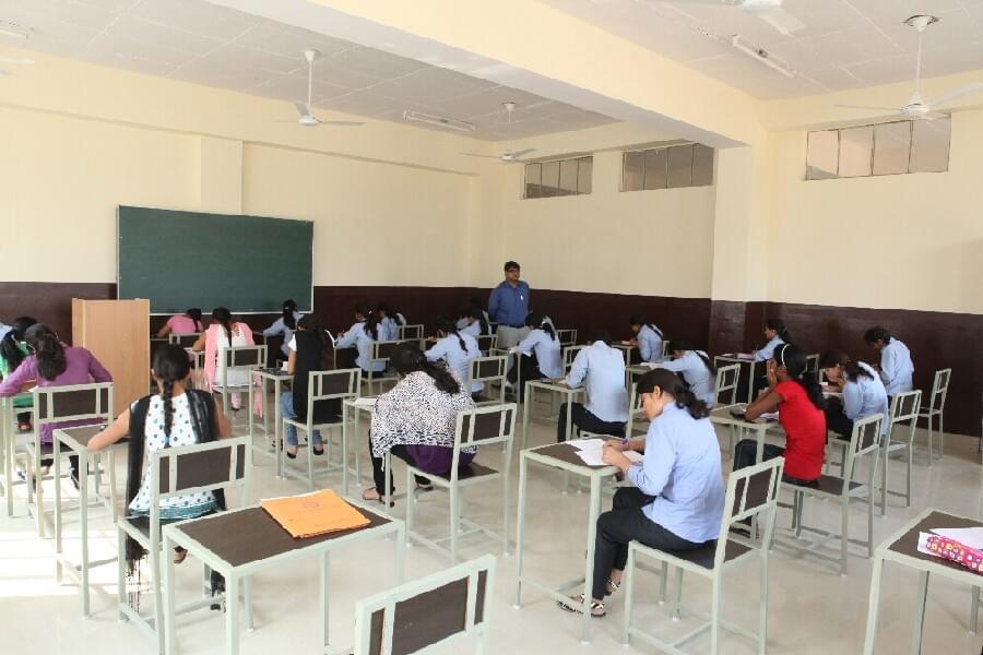 Maharani Girls Engineering College Jaipur campus photo 3