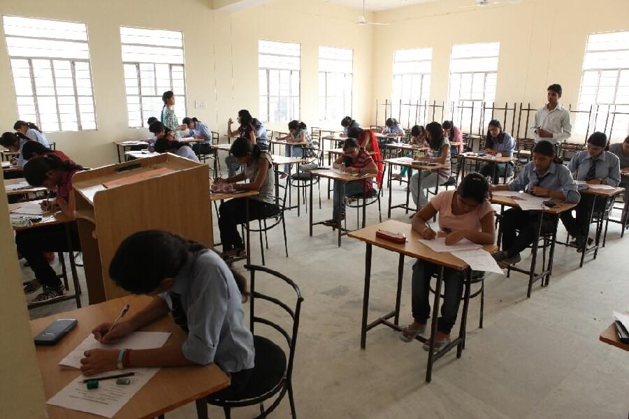 Maharani Girls Engineering College Jaipur campus photo 1