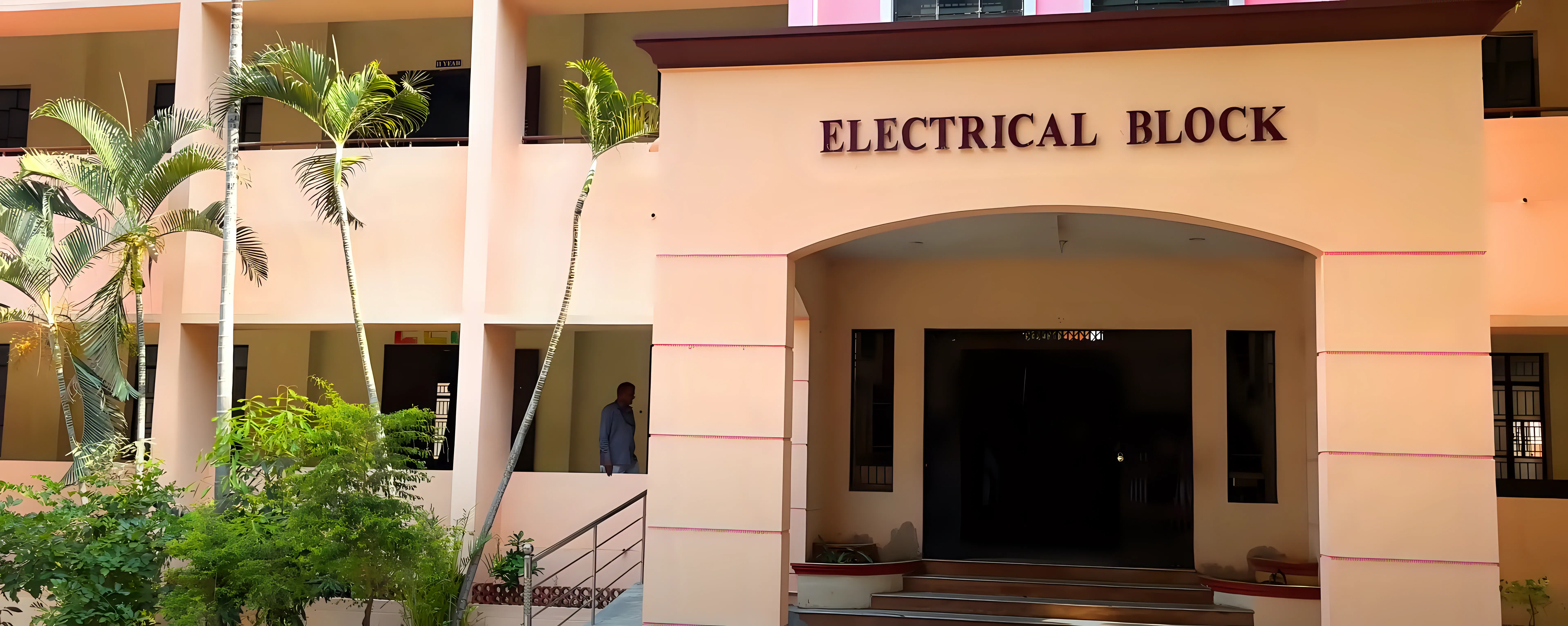 C Abdul Hakeem College of Engineering and Technology Vellore Academic Infrastructure photo 9