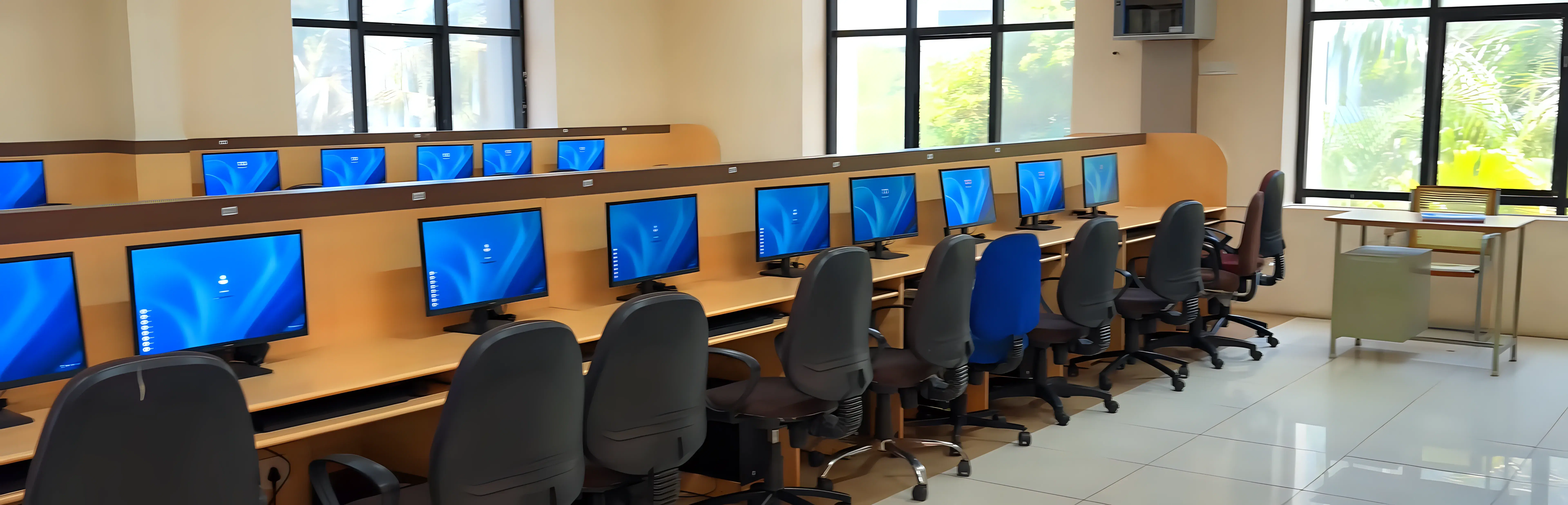 C Abdul Hakeem College of Engineering and Technology Vellore Academic Infrastructure photo 14