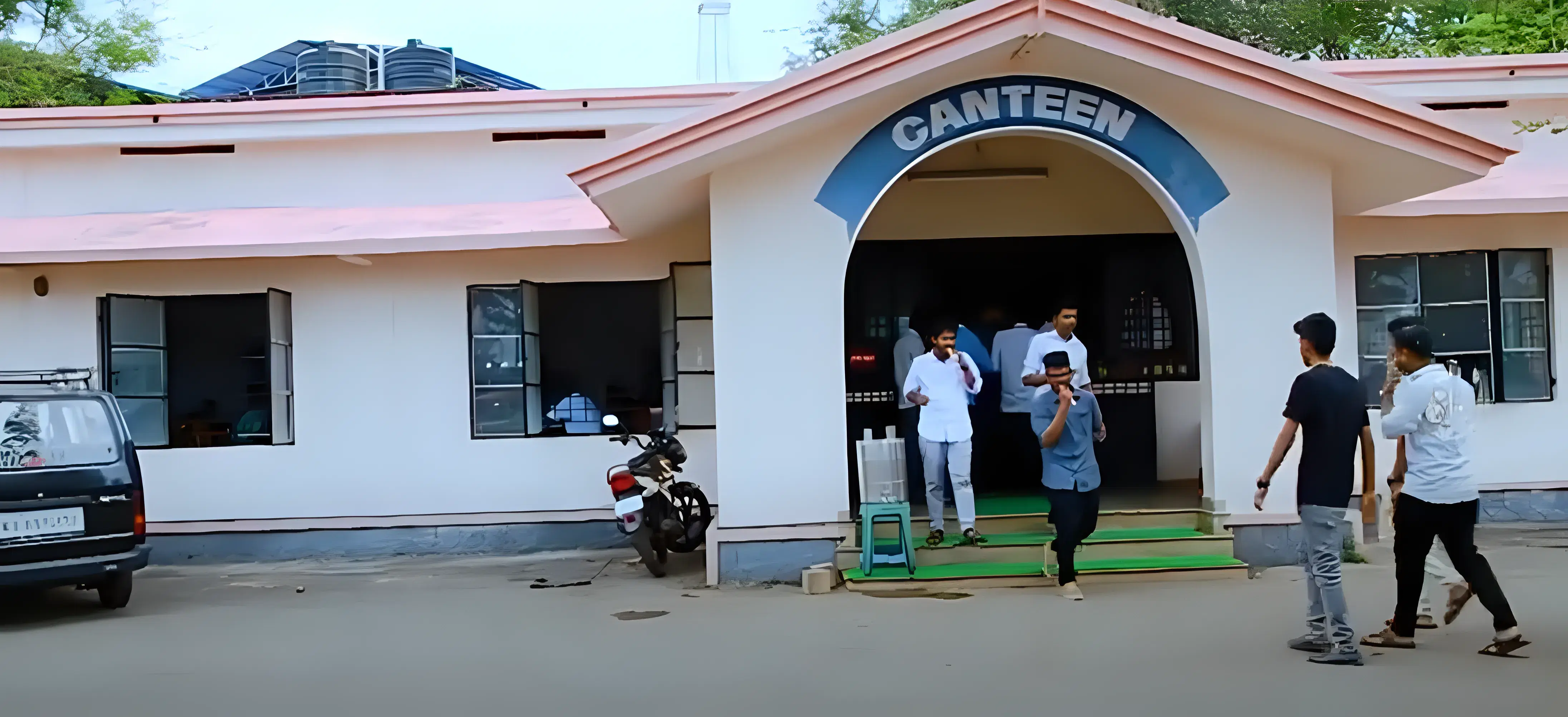 GCEK Karad Canteen photo 1