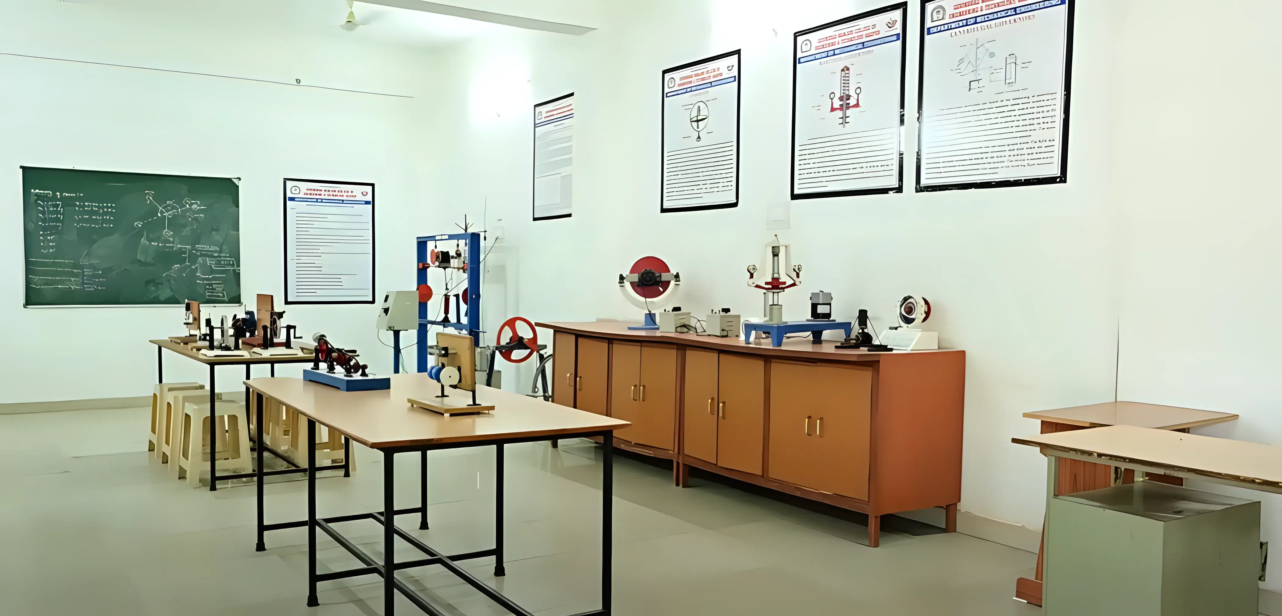 Govindrao Wanjari College of Engineering and Technology Nagpur Academic Labs photo 3