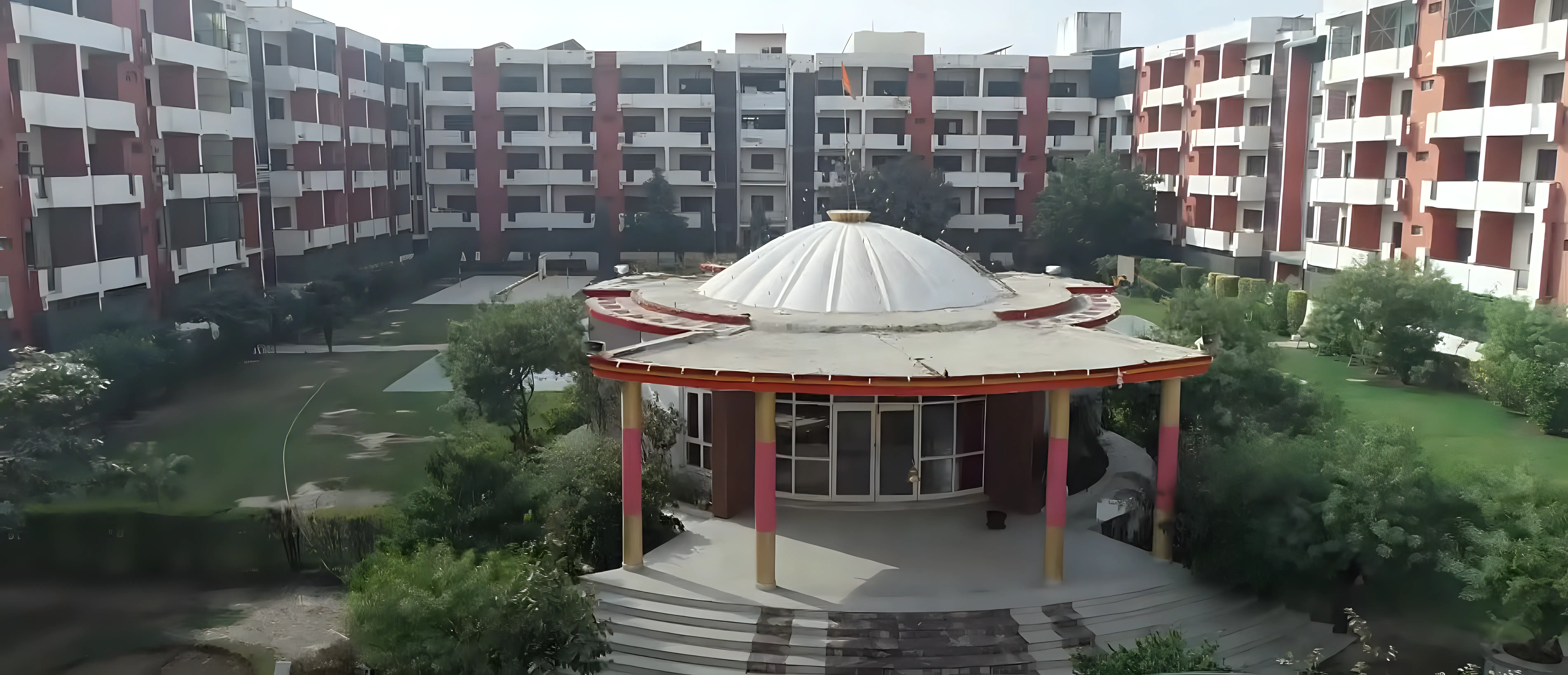 IIMT College of Engineering Greater Noida Campus photo 4