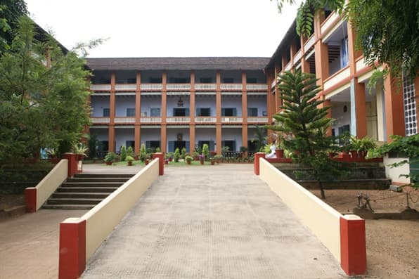 Assumption College Kottayam campus photo 1