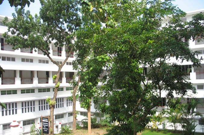 Kuriakose Elias College Mannanam Kottayam campus photo 3