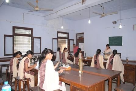 Nari Shiksha Niketan Post Graduate College Lucknow campus photo 2