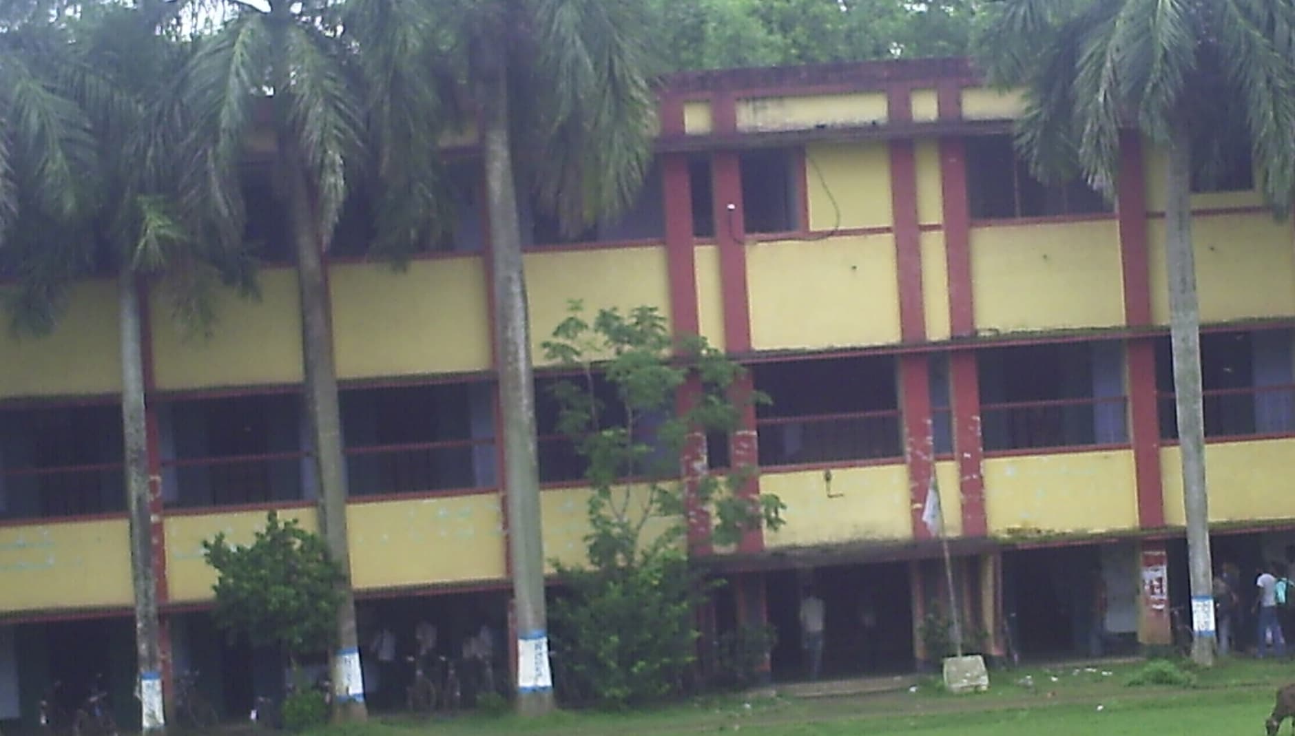 Purash Kanpur Haridas Nandi Mahavidyalaya Kolkata Building photo 1