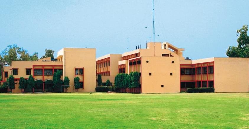 Satyawati College Event and Academic Building photo 3