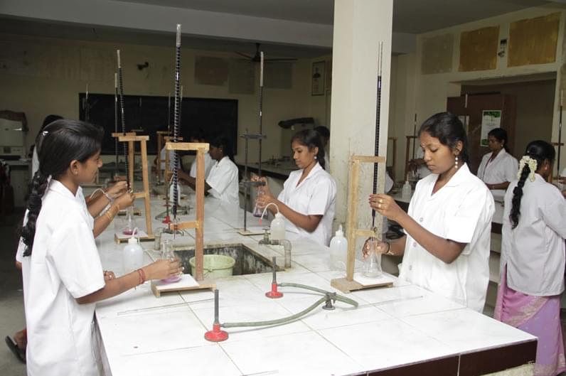 Annai Veilankanni Pharmacy College Saidapet Facility photo 3