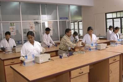 Nandha College of Pharmacy Erode Labs photo 2