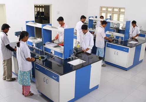 Navodaya College of Paramedical Sciences Raichur campus photo 1