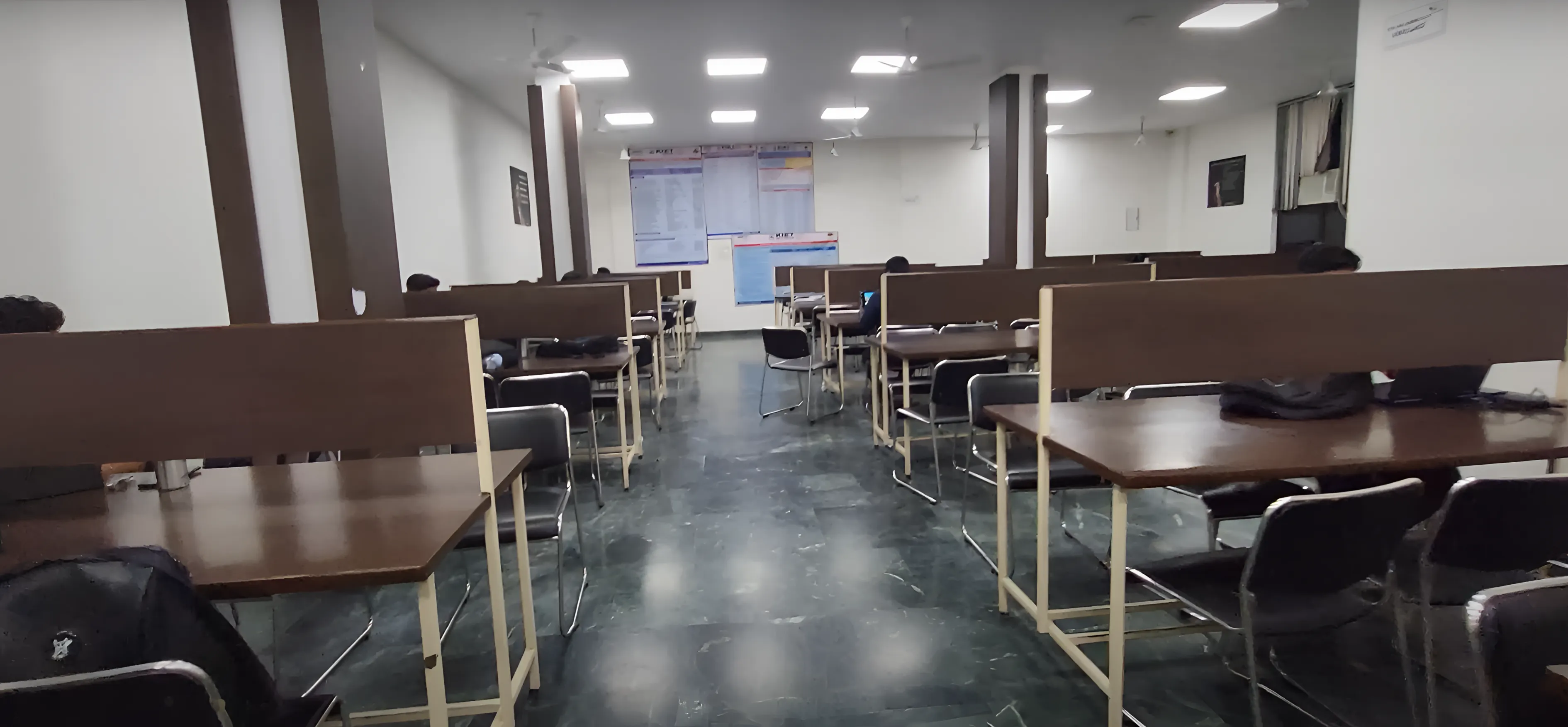 KIET University Library photo 3