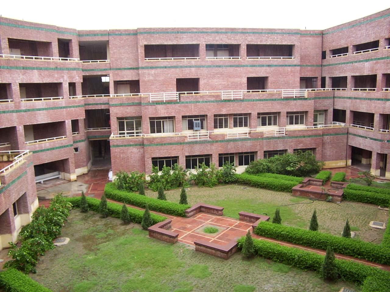 NSUT Academic Building photo 7