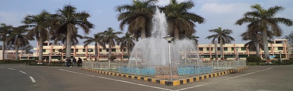 MMMUT Academic Building photo 2