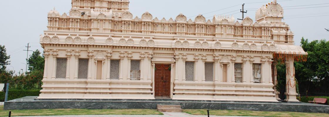 JSS Noida Academic Building photo 3