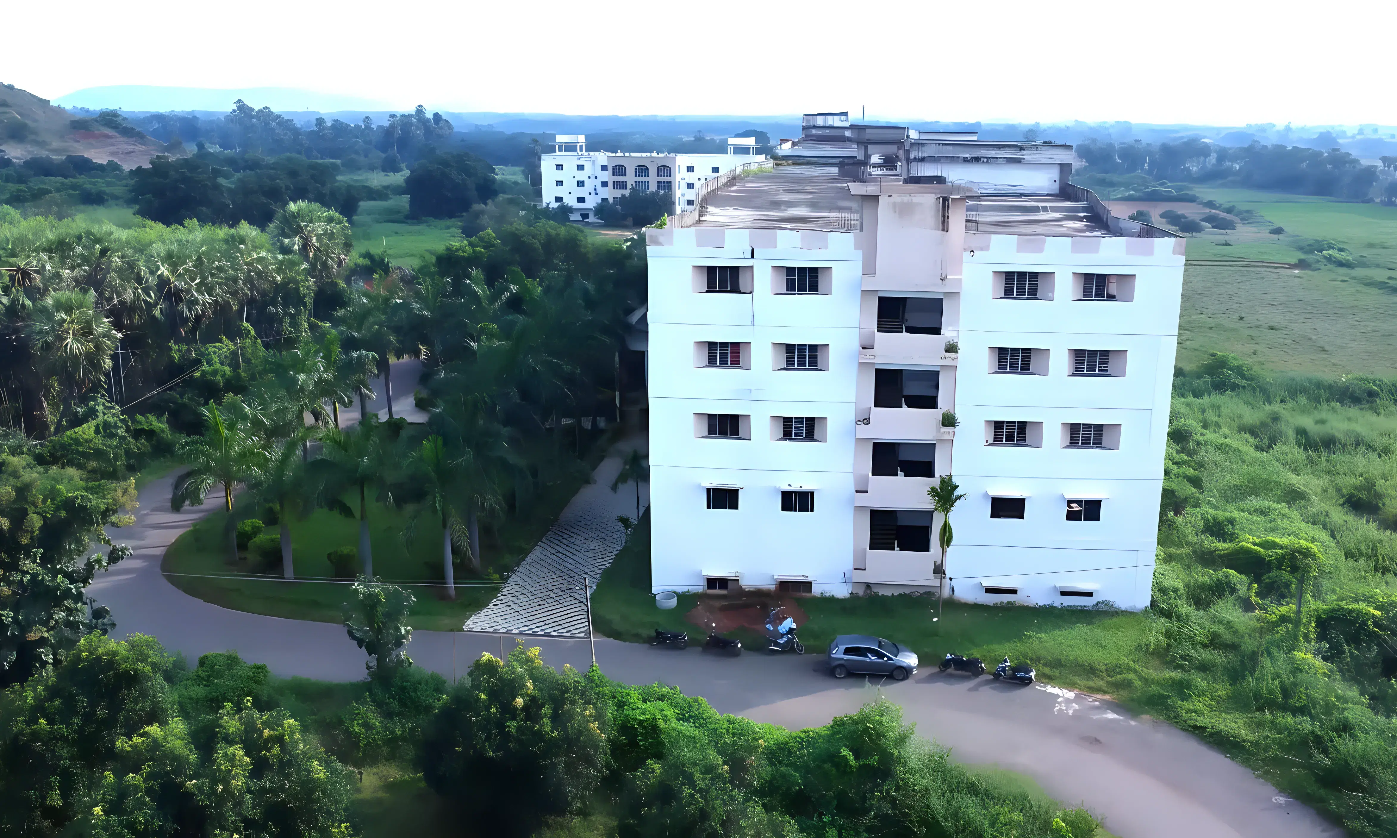 Lingayas Institute of Management and Technology Vijayawada campus photo 3