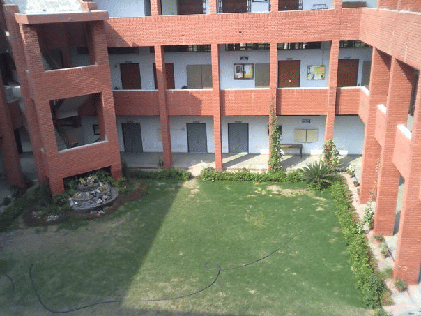 Gargi College Campus photo 5
