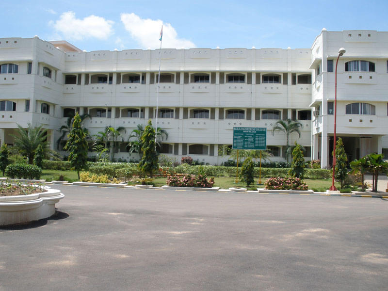 RMD Engineering College Academic Building photo 7