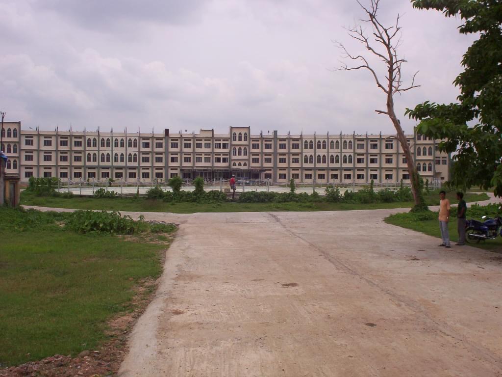 UIT Campus and Facilities photo 6