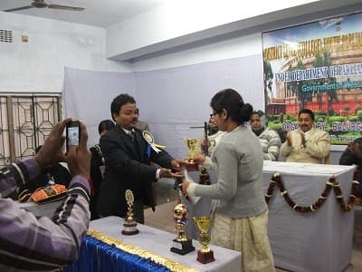 Balurghat Mahila Mahavidyalaya Dakshin Dinajpur College Images photo 8