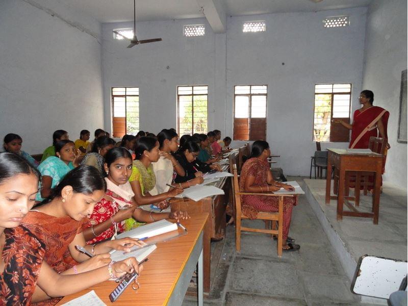 Akarapu Sharath Chandrika Devi Memorial College for Women Warangal Facility photo 1