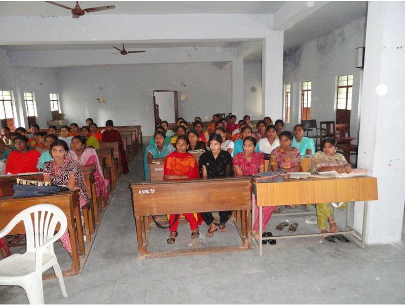 Akarapu Sharath Chandrika Devi Memorial College for Women Warangal Facility photo 2