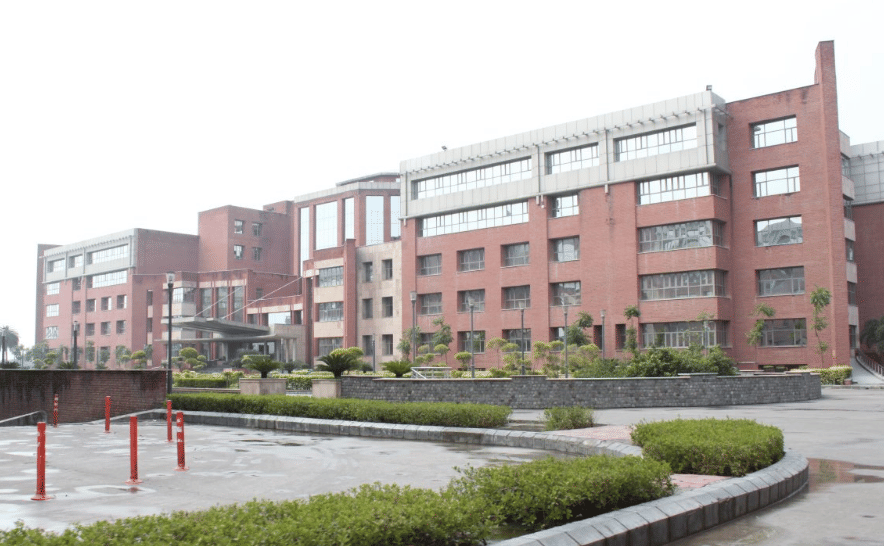 Amity School of Fashion Technology Noida Campus photo 12