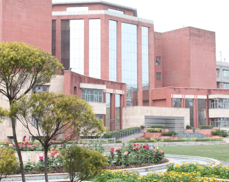 Amity School of Fashion Technology Noida Campus photo 14