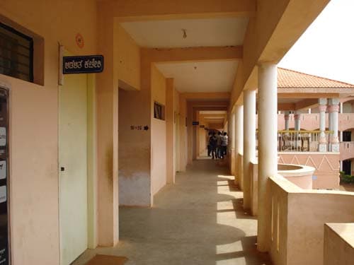 B.R. Tambakad Arts Commerce and Science First Grade College Haveri Campus photo 12