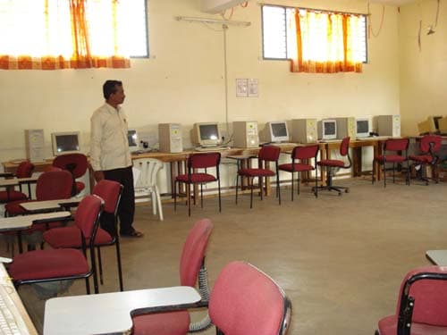 B.R. Tambakad Arts Commerce and Science First Grade College Haveri Campus photo 15