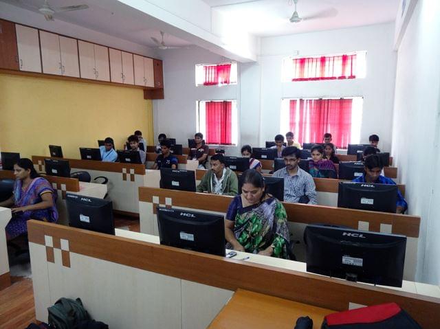 Dr. Arvind B. Telang Senior College of Arts, Science and Commerce Pune Facility photo 11