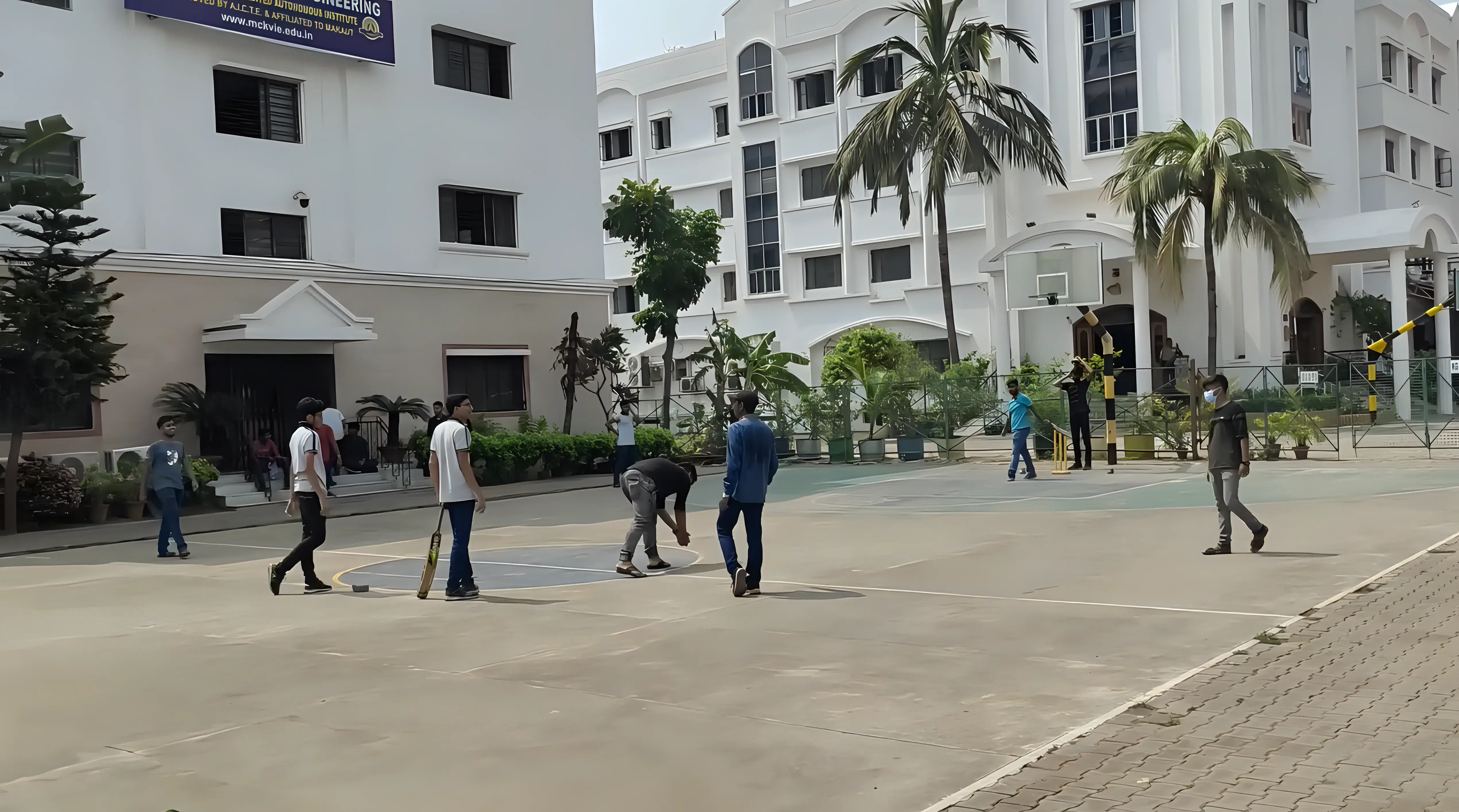 MCKVIE sports photo 1