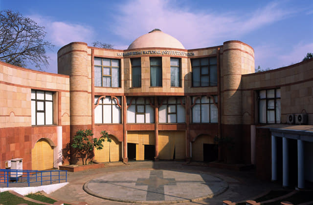 MDNIY Delhi College Images photo 2