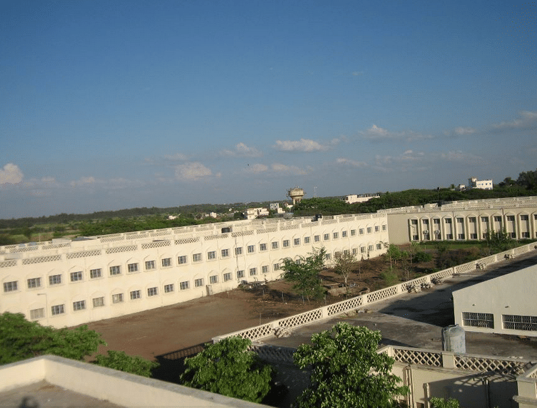 SVPM Malegaon college photo 4