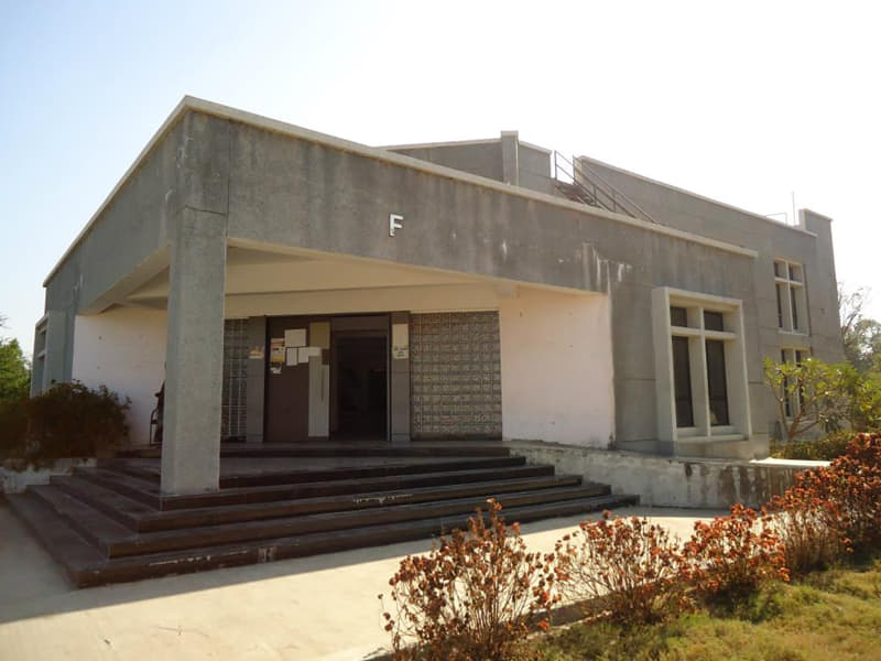 Government Engineering College Valsad Buildings photo 3