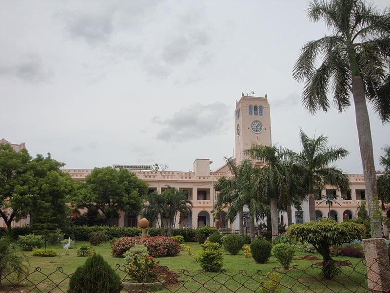 Annamalai University Chidambaram Campus Building photo 9