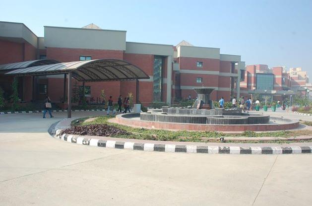 USICT Academic Building photo 1