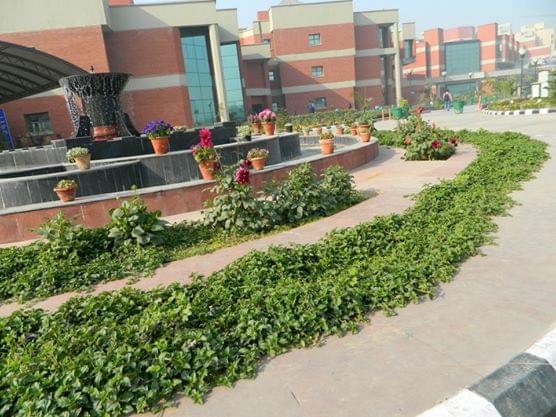 USICT Academic Building photo 7